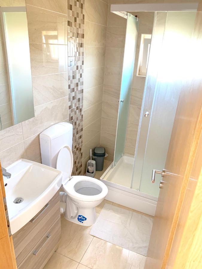 Apartments Buba วีร์ ภายนอก รูปภาพ